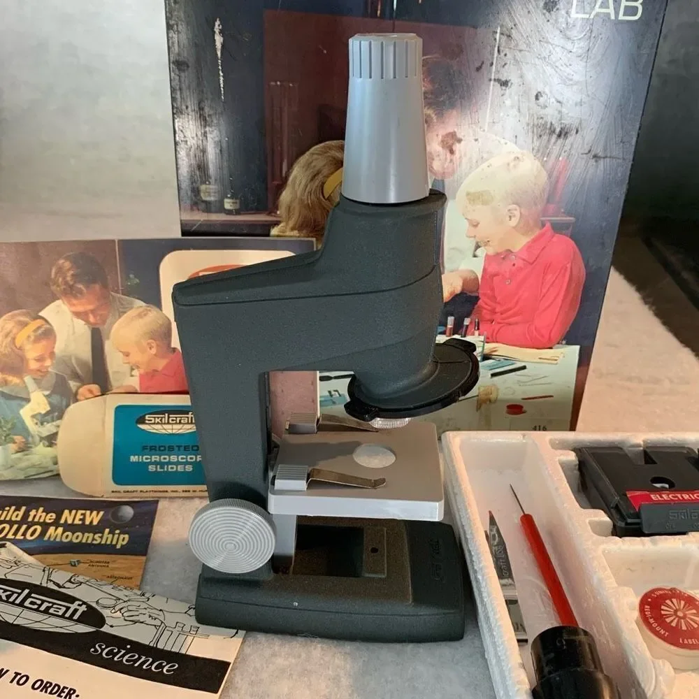 Vintage 1960’s Skilcraft Lab #416 Senior Metal Microscope Set & Box